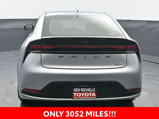 2025 Toyota Prius XLE