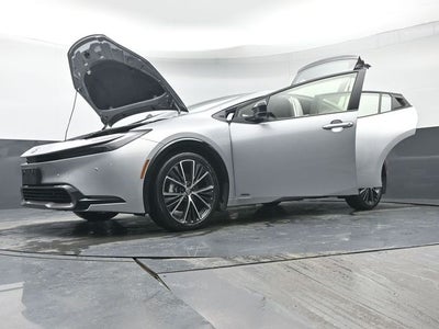2025 Toyota Prius XLE