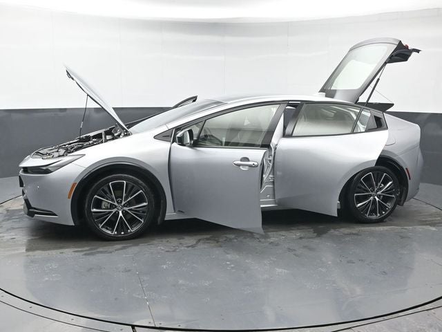 2025 Toyota Prius XLE