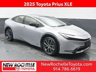 2025 Toyota Prius XLE