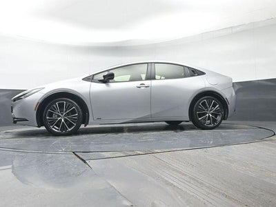 2025 Toyota Prius XLE