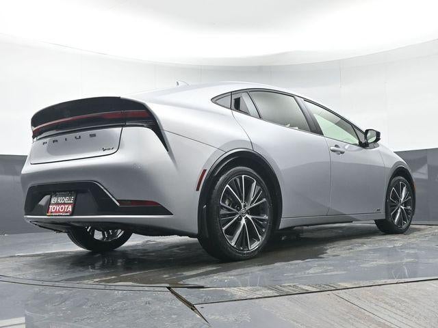 2025 Toyota Prius XLE