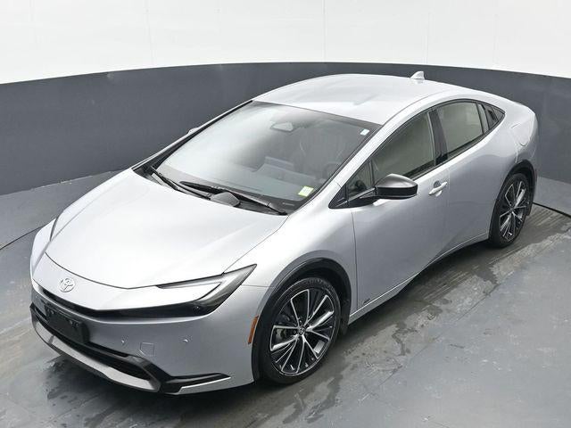 2025 Toyota Prius XLE
