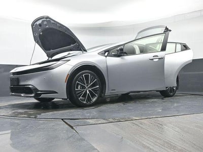 2025 Toyota Prius XLE