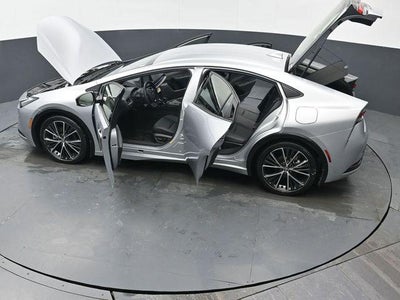 2025 Toyota Prius XLE