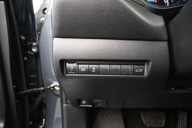 2023 Toyota Venza LE