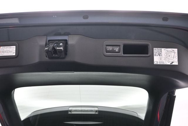 2023 Toyota Venza LE
