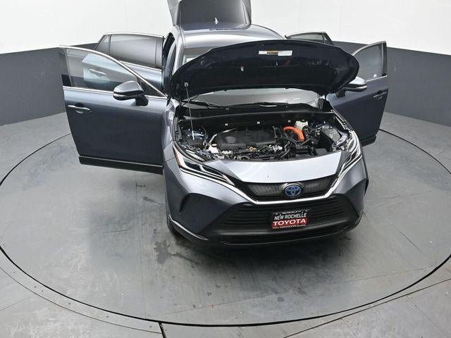 2023 Toyota Venza LE