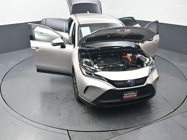 2024 Toyota Venza LE