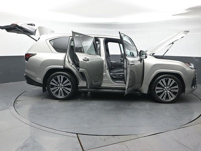 2023 Lexus LX 600 Luxury