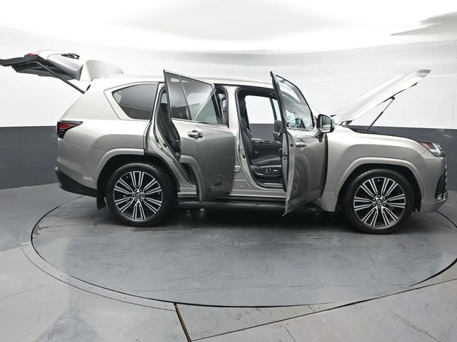 2023 Lexus LX 600 Luxury
