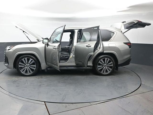 2023 Lexus LX 600 Luxury