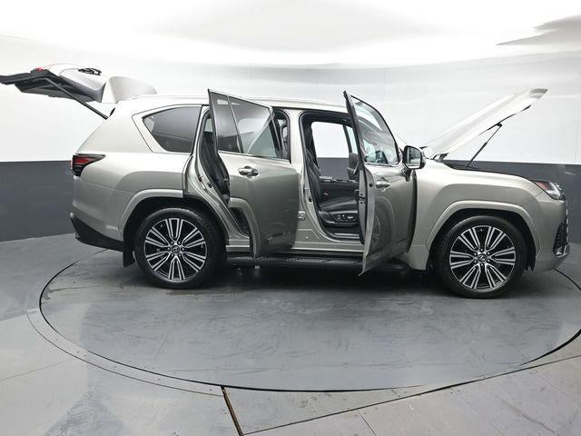 2023 Lexus LX 600 Luxury