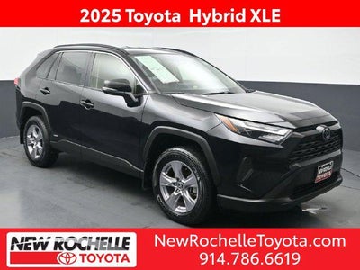 2025 Toyota RAV4 Hybrid XLE