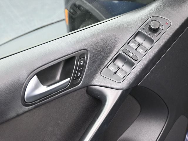 2015 Volkswagen Tiguan S 4Motion